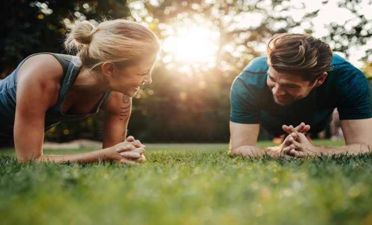 Heute schon eine Plank gemacht?Foto: Shutterstock.com/Jacob Lund