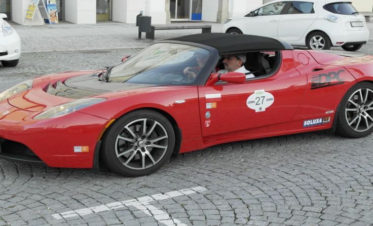 Ein E-Auto kann auch sportlich daherkommen!Fotos: Larndorfer bzw. EBF 