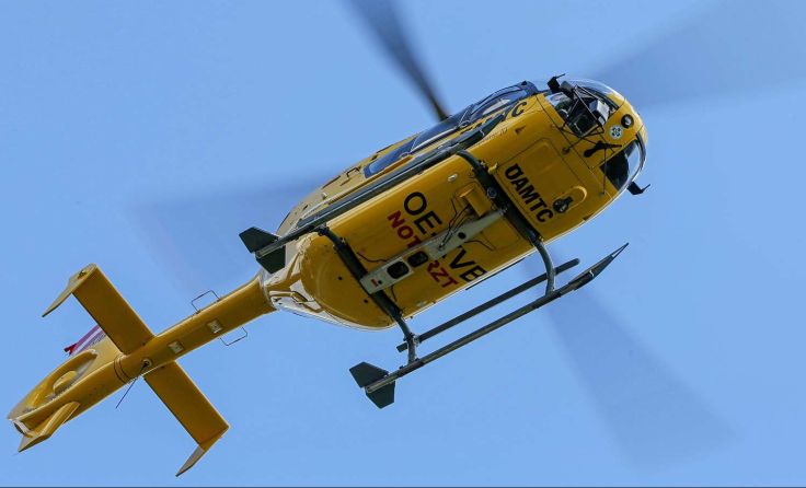 Der 58-jährige Schwerverletzte wurde ins UKH Linz geflogen. Foto: Weihbold