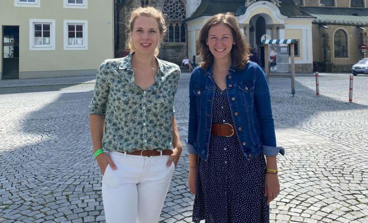 JVP-Landesobfrau Abg.z.NR Claudia Plakolm (r.) und Bezirksobfrau Abg.z.NR Johanna Jachs Foto: JVPOÖ