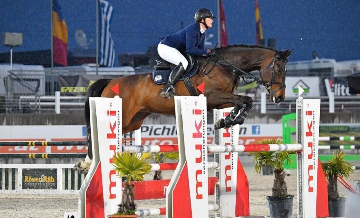 Erfolgreich im Parcours: Michaela Bachtrog und „Querida B“ (Foto: Sibil Slejko)