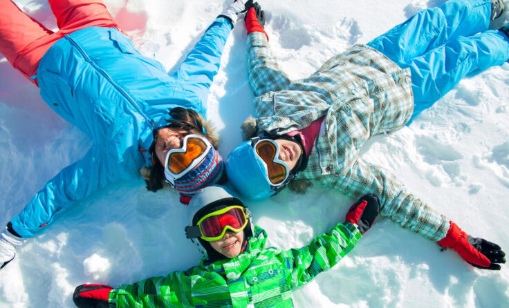 Skivergnügen für die ganze Familie (Foto: Max Topchii/Shutterstock.com)