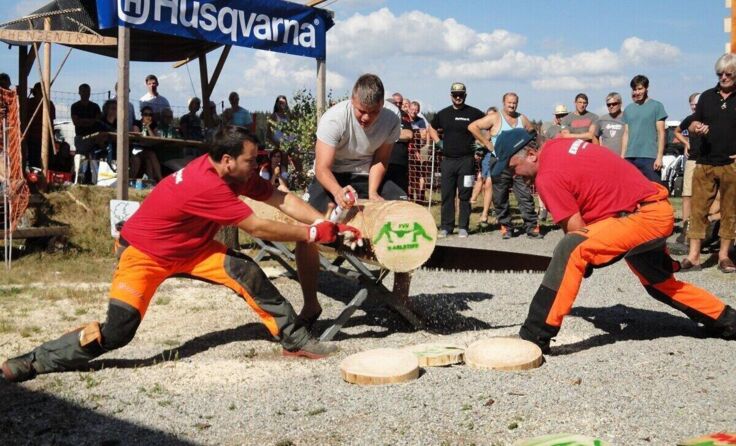 Beim Holzhackerwettbewerb Karlstift geht's am 15. August zur Sache. (Foto: FVV Karlstift)