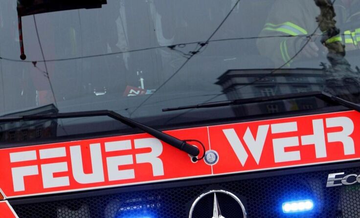 Feuerwehreinsatz in Grünbach wegen eines brennenden Wintergartens (Foto: Weihbold)