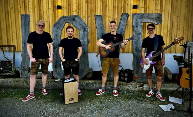 "Four Roses" aus Bayern sorgen beim Gutauer Union Ball für Stimmung. (Foto: Four Roses)