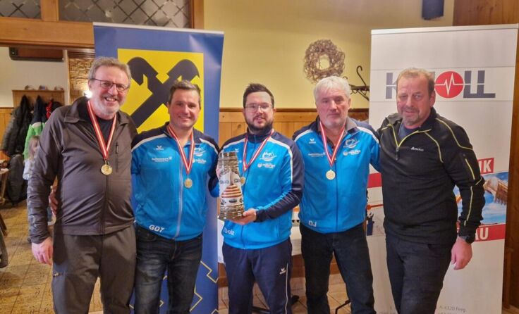 1. Platz für die Mannschaft "Stockschützen 3 - Fanta 4" (Foto: privat)