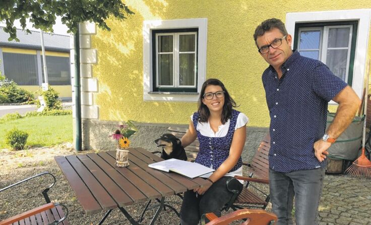 Josef Langeder und seine Tochter Stefanie geben sich viel Mühe bei der Betreuung ihrer Gäste. 