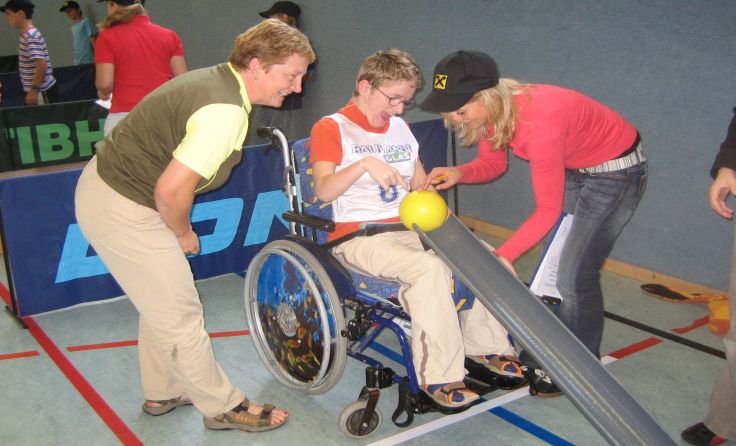 Große Freude an den Herausforderungen beim Special Olympics Wettbewerb. Foto: Lebenshilfe OÖ