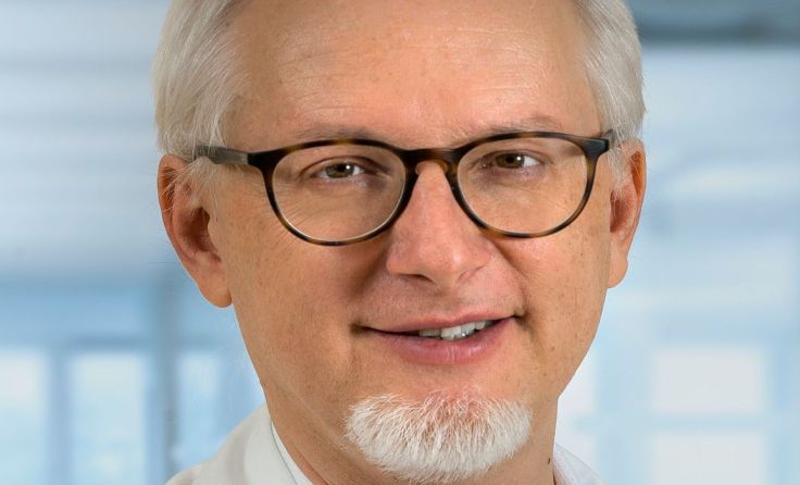 Blutdruckexperte Thomas Weber gibt Tipps gegen die starke Hitze. Foto: Klinikum Wels-Grieskirchen 