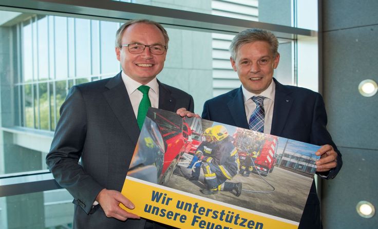 LH-Stv. Stephan Pernkopf und LAbg. Hermann Hauer Foto: NLK 