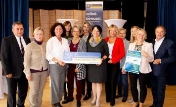 Erste Bezirksfrauenmesse in Lanzenkirchen