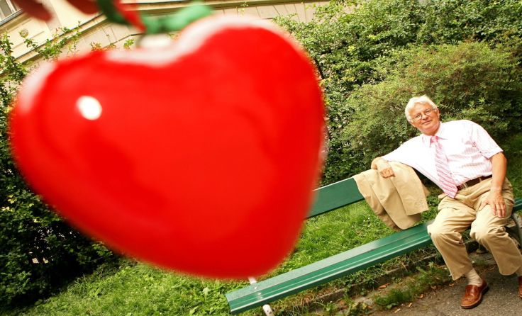 Die Partnersuche im Internet ist oft mit hohen Kosten verbunden. (Foto: Vowe)