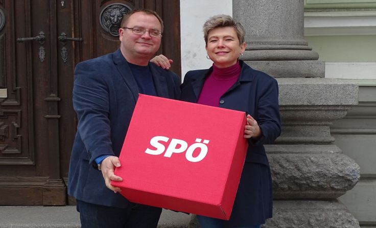 Michael Harrucksteiner gibt sein Amt an Viktoria Frühwirth weiter