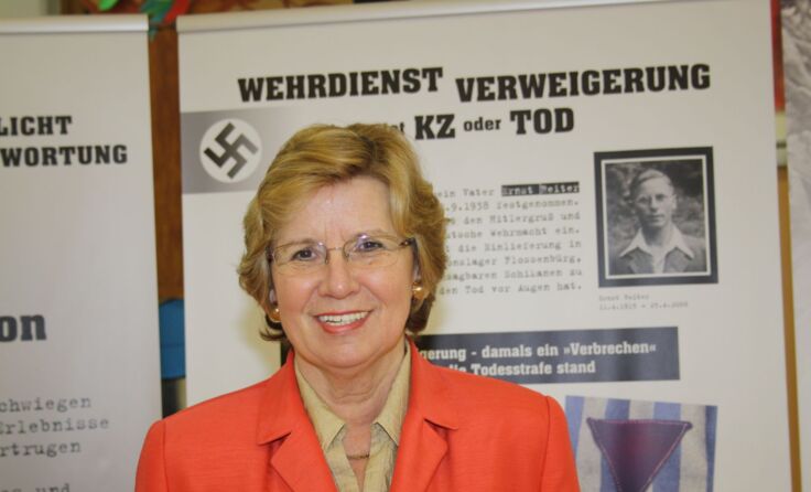 Bildtext: Ingrid Portschlager, Zeitzeugin der 2. Generation (Foto: Verein Lila Winkel)
