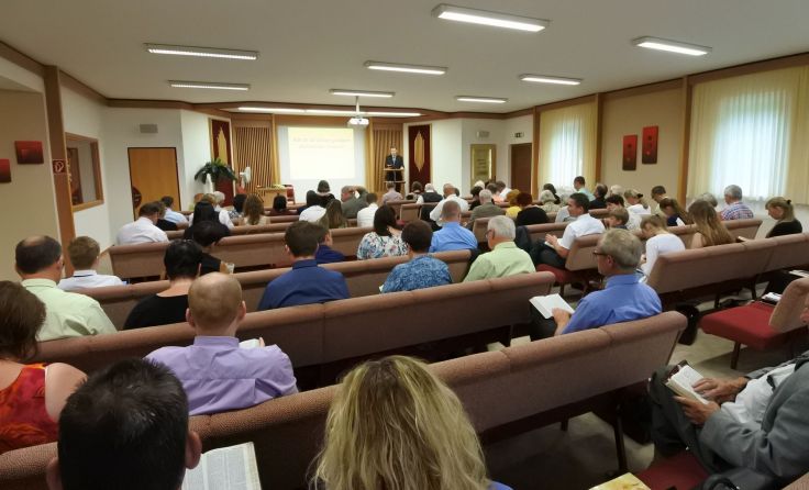 Der Königreichssaal, wie Jehovas Zeugen ihr Gotteshaus nennen, ist immer gut besucht