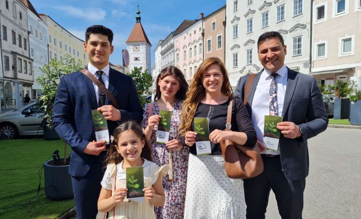 Yoel, Rahel, Yael, Ines und Turgay Yilmaz können das Kongressprogramm nur empfehlen. Foto: FMZ