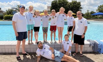 Schwimmverein Vöcklabruck holte 54 Medaillen an zwei Wochenenden
