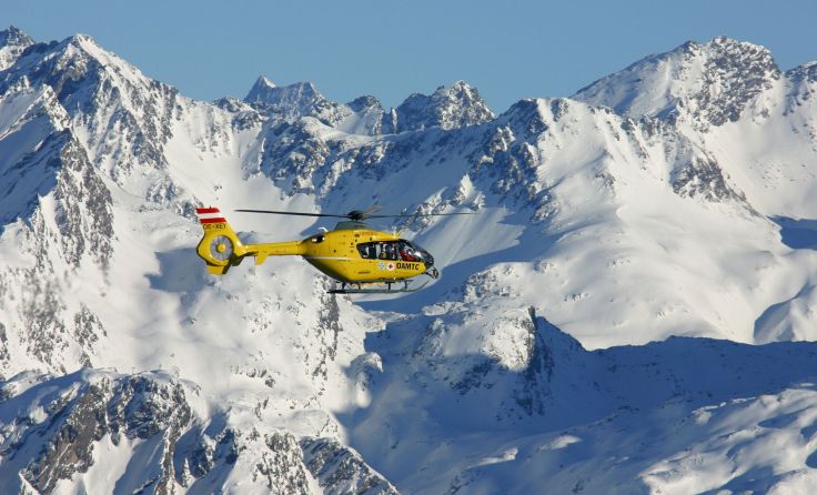 Die Lage in den Alpen ist angespannt. Symbolbild: stock.adobe.com/Falkenauge