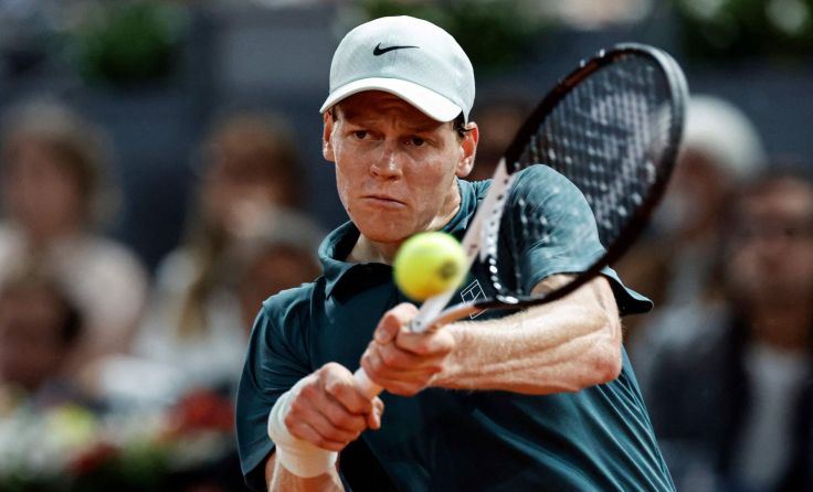 Jannik Sinner geht als Favorit ins Masters-Turnier von Rom. Foto: APA-Images / AFP / OSCAR DEL POZO