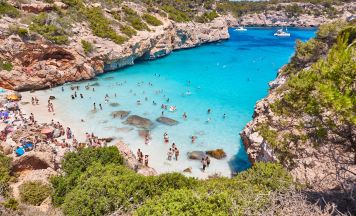 30 Meter in die Tiefe: 17-Jährige nach Klippensprung auf Mallorca im Krankenhaus