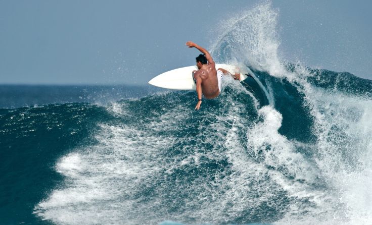 Das Surf-Event wurde später fortgesetzt. Symbolbild: stock.adobe.com/Barry