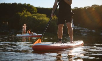 SUP-Verbot auf beliebtem Badesee: Warum eigene Boards jetzt draußen bleiben müssen