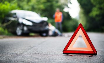 Tragödie: Baby überlebt Horror-Crash, Mutter stirbt auf dem Weg in den Urlaub