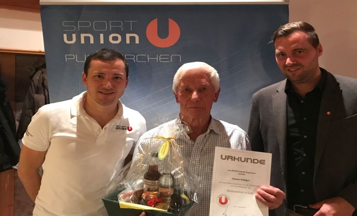 v.l. Obmann Union Puchkirchen Steiner Alex, Johann Schlager, Union Bezirksobmann Michael Schiemer