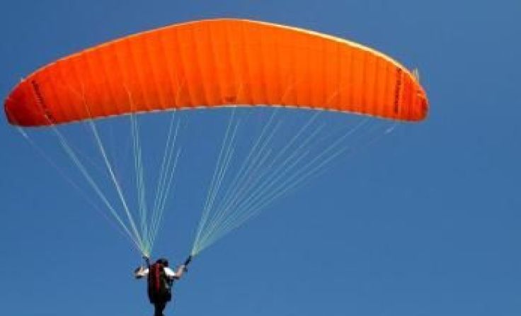 Die Paragleiterin überstand den Absturz zum Glück unverletzt. Symbolfoto: Wodicka
