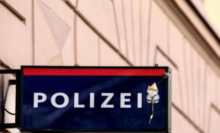 Die Polizei konnte die beiden Einbrecher rasch dingfest machen. Symbolfoto: Weihbold