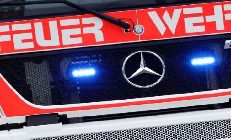 Pyrotechnische Gegenstände dürften den Brand ausgelöst haben. Symbolfoto: Weihbold