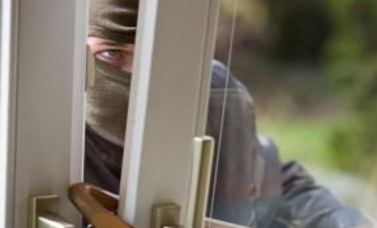 Die Täter gelangten über die Terrassentür ins Haus. Symbolfoto: Wodicka