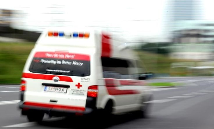 Der verletzte Motorradfahrer wurde in das Klinikum Wels gebracht. Symbolfoto: Weihbold