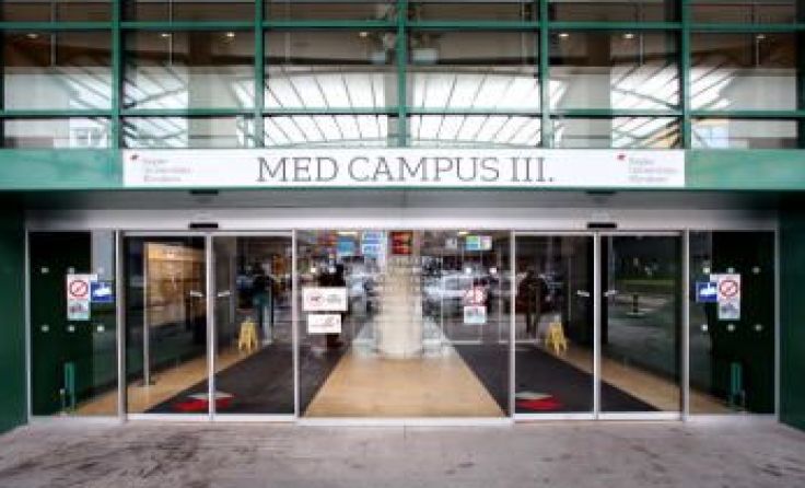 Das Opfer wurde in den Med Campus III gebracht. Symbolfoto: Weihbold