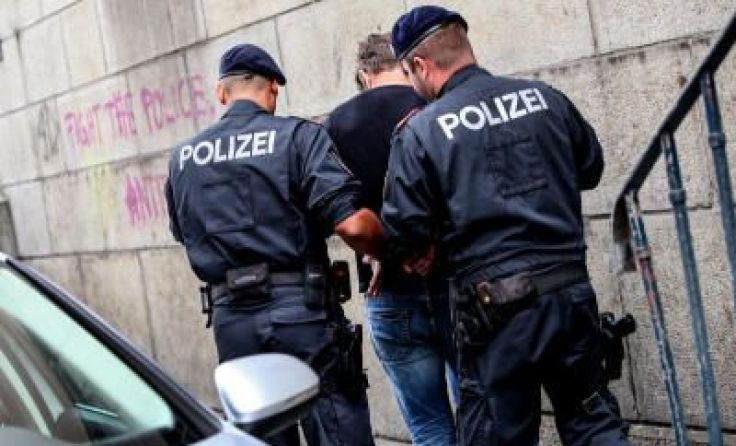 Der 29-Jährige musste vorläufig festgenommen werden. Symbolfoto: Weihbold