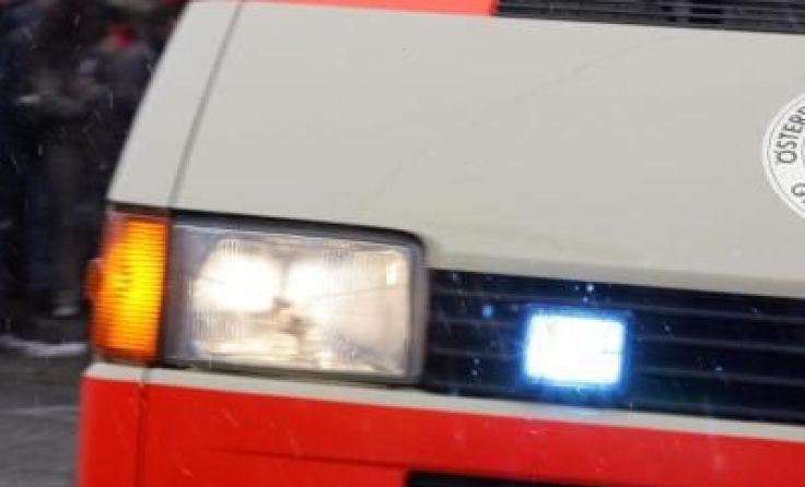 Der Verletzte wurde in das Klinikum Passau gebracht. Symbolfoto: Weihbold