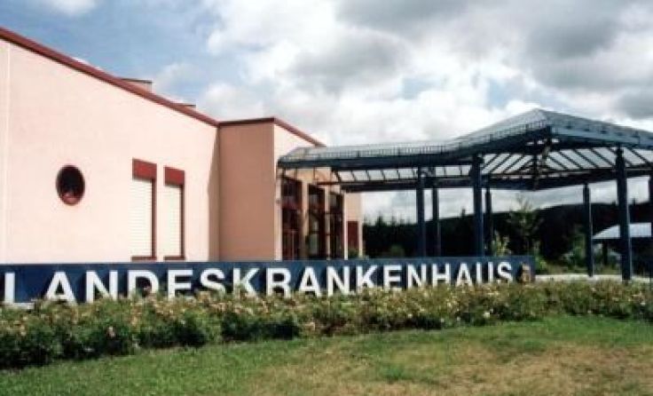 Der 59-Jährige brachte die Verletzte ins LKH Freistadt. Symbolfoto: Weihbold