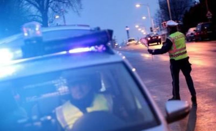 Bei einer Routinekontrolle ging den Beamten der Drogenlenker ins Netz. Symbolfoto: Weihbold