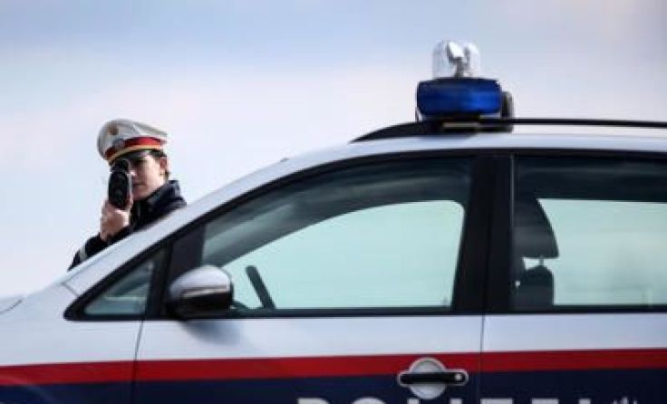 Der 57-Jährige fuhr um 112 km/h zu schnell über die B122. Symbolfoto: Weihbold
