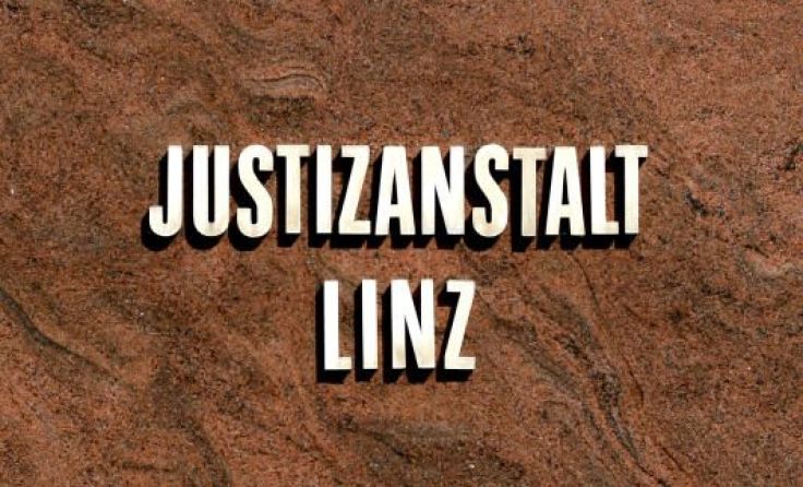 Der 34-Jährige sitzt derzeit in der Justizanstalt Linz. Symbolfoto: Weihbold