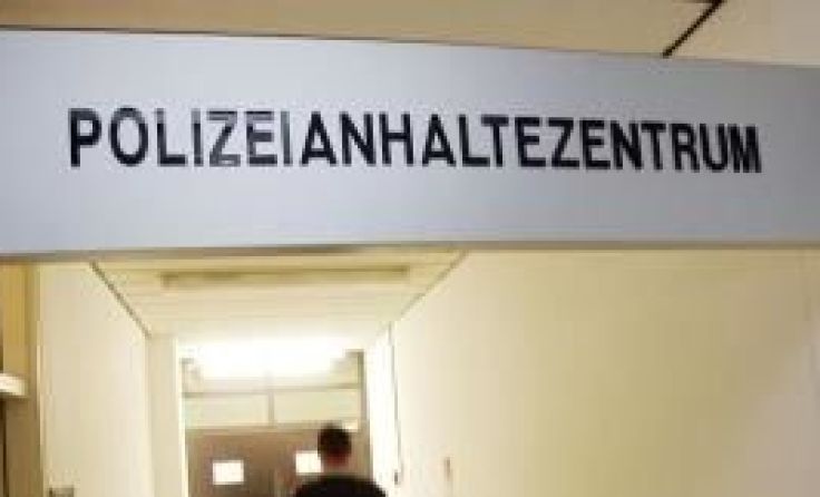 Der 31-Jährige wurde in das Polizeianhaltezentrum Wels gebracht. Symbolfoto: Weihbold
