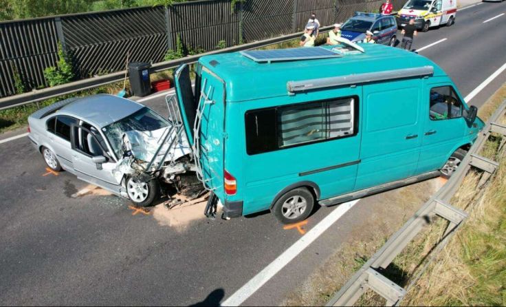 Zwei Notarztteams sowie mehrere Rettungen und die Polizei waren im Einsatz. Fotos: fotokerschi e.U.