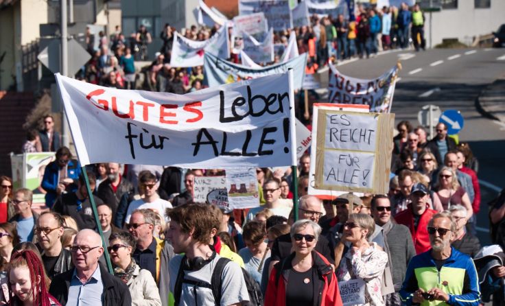 Bei der ersten Demo marschierten 1.600 Menschen durch Steyr. Foto: Kargl