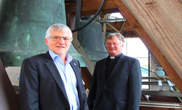 Bischof Manfred Scheuer (r.) und Caritas OÖ-Direktor Franz Kehrer (l.) Foto: Diözese Linz
