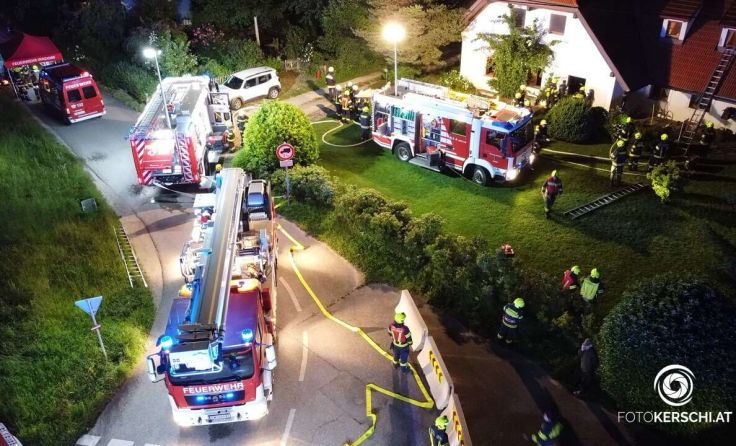 Fotos: TEAM FOTOKERSCHI.AT / NEULINGER und FEUERWEHR IRNDORF