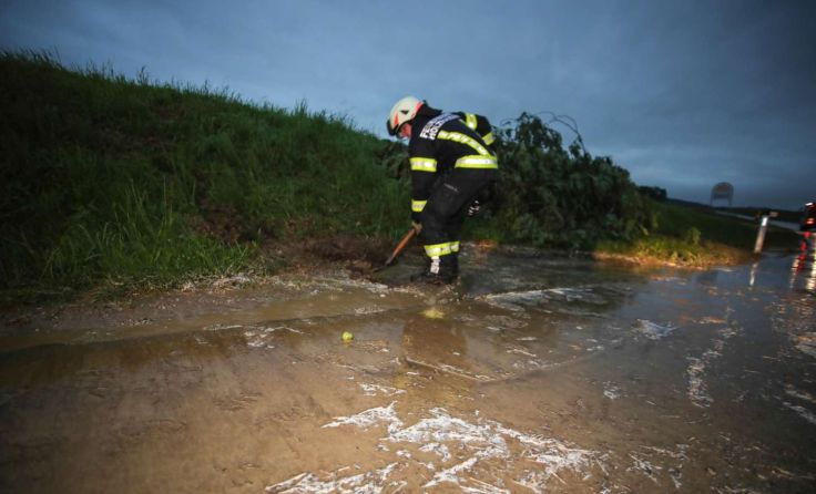 Vermurte Straße in Holzhausen (Foto: laumat.at/Christian Schürrer)