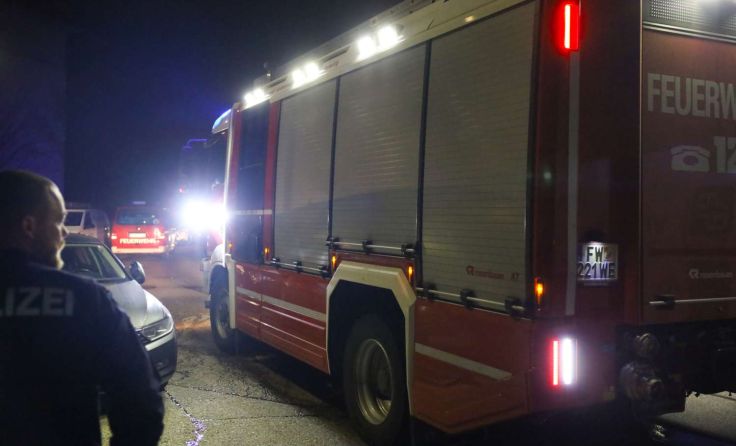 Brand in Wels-Vogelweide (Foto: laumat.at/Matthias Lauber)