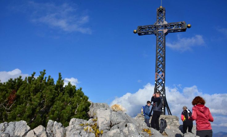 Gipfelkreuz auf der Katrin (Foto: Spitzi-Foto/stock.adobe.com)
