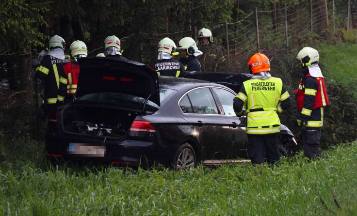 Unfall auf der A1 Westautobahn bei Laakirchen (Foto: laumat/Matthias Lauber)