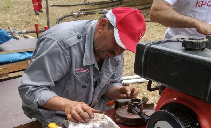 Karl Radner bei der Arbeit in Mazedonien. Foto: Ö. Rotes Kreuz